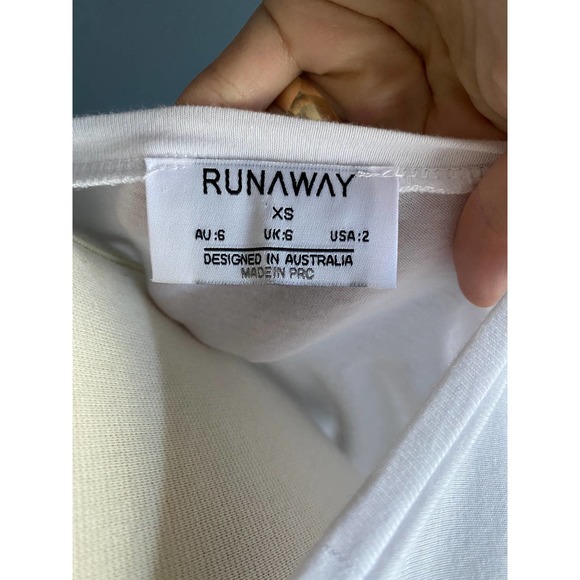 Runaway The Label Virgo tee, size XS/2 - Picture 4 of 6